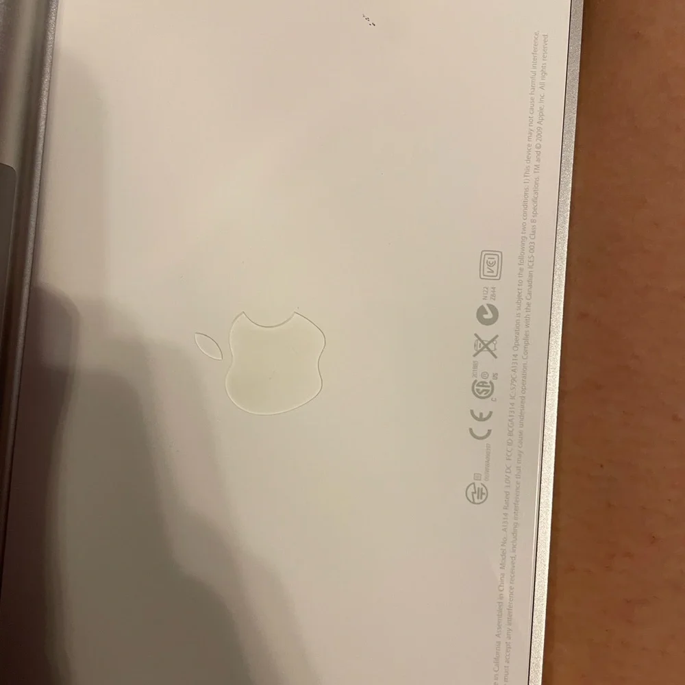 Apple wireless magic keyboard